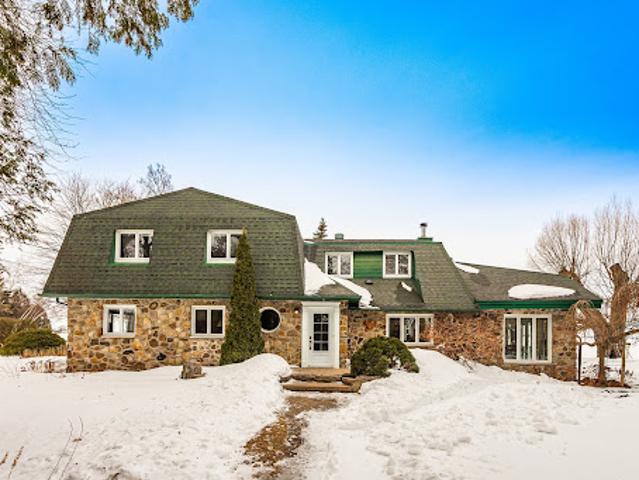 House for sale in Sainte-barbe, Quebec