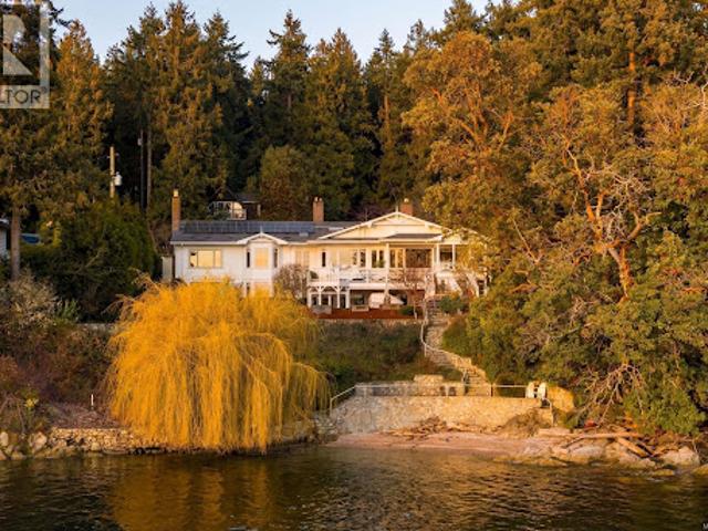 House for sale in Brentwood Bay, British Columbia