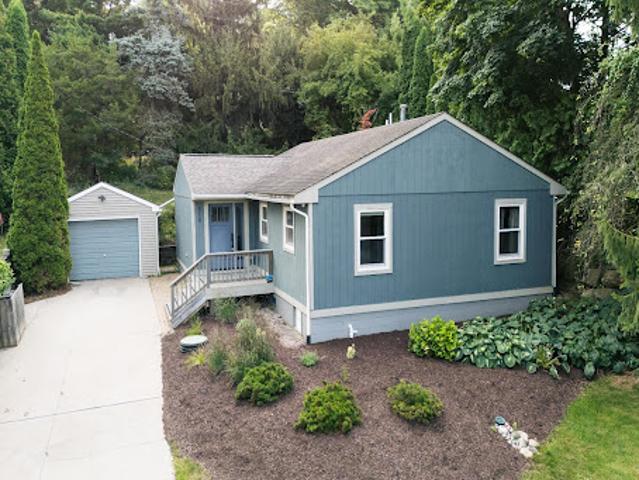 House for sale in New Hudson, Michigan