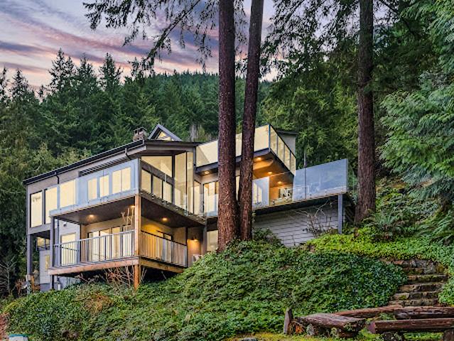 House for sale in Lions Bay, British Columbia