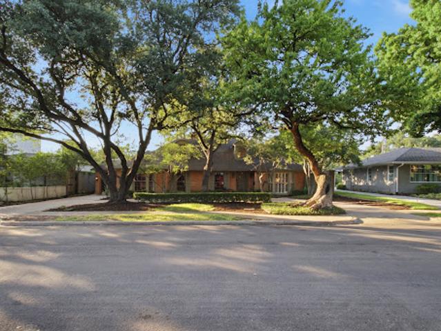 House for sale in Dallas, Texas