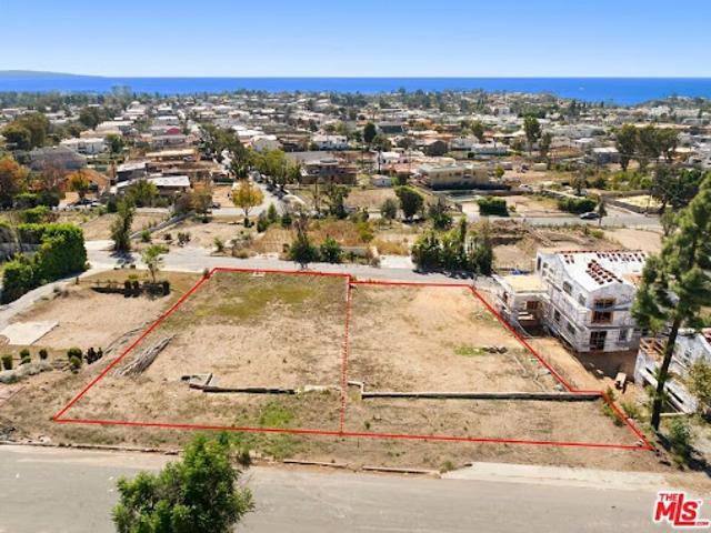House for sale in Pacific Palisades, Los Angeles