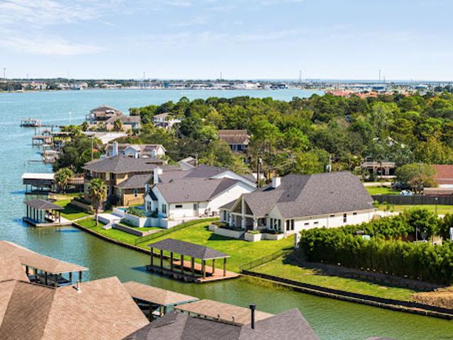 House for sale in Kemah, Texas