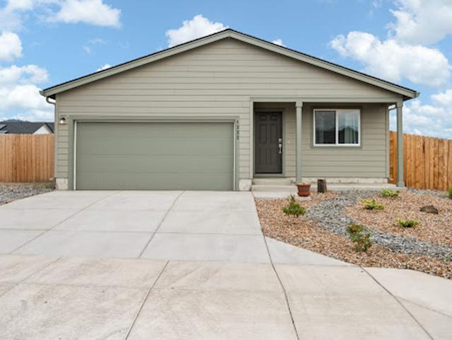 House for sale in Oregonia