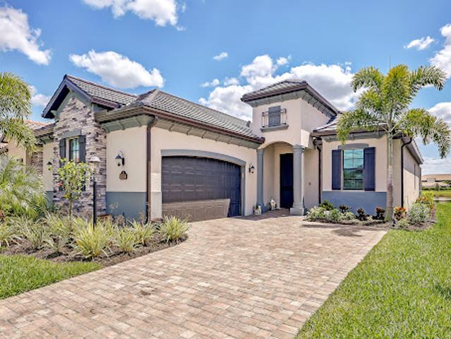House for sale in Lakewood Ranch, Florida