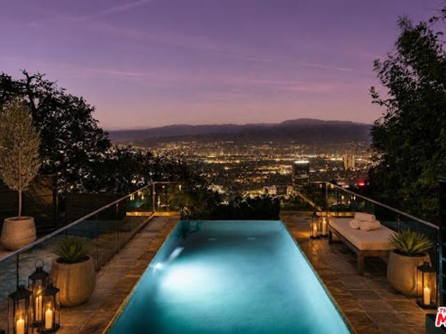 House for sale in Canoga Park, California