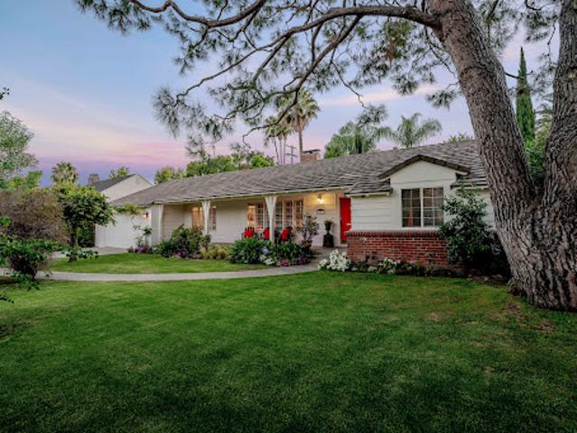 House for sale in Van Nuys Neighborhood Council District, Canoga Park