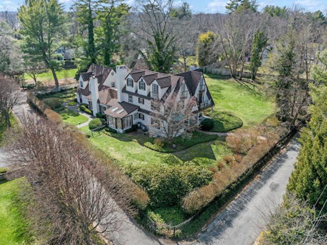 House for sale in Huntington, New York