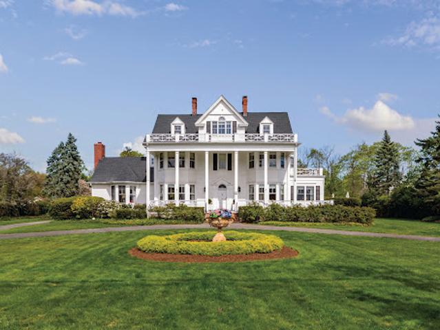 House for sale in Bohemia, New York