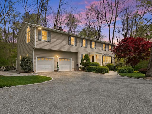 House for sale in Cos Cob, Connecticut
