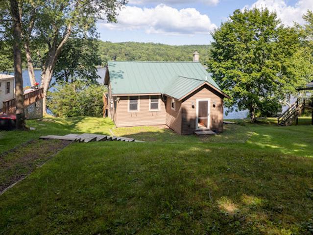 House for sale in Castleton, Vermont