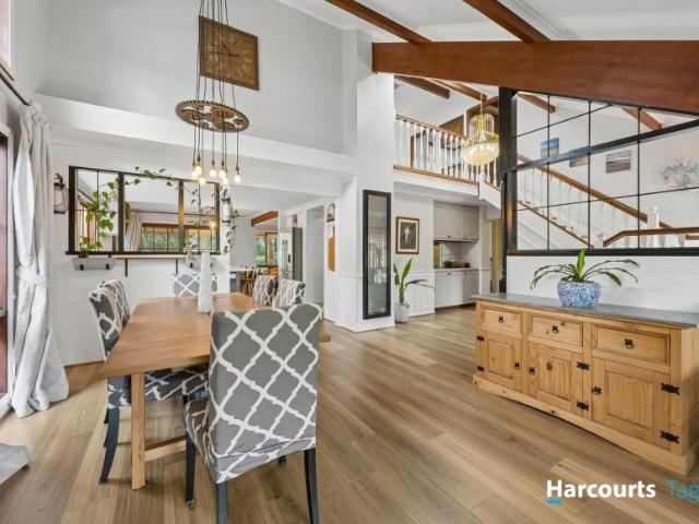 House for sale in Aberfoyle Park, Adelaide