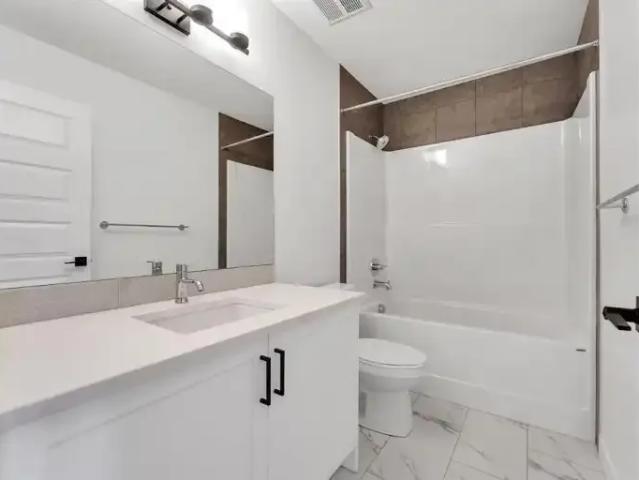 House for rent in Airdrie, Alberta