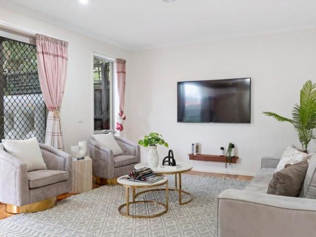 House for sale in Ashwood, Melbourne