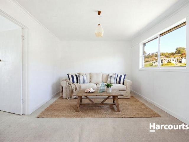 House for sale in Beauty Point, West Tamar