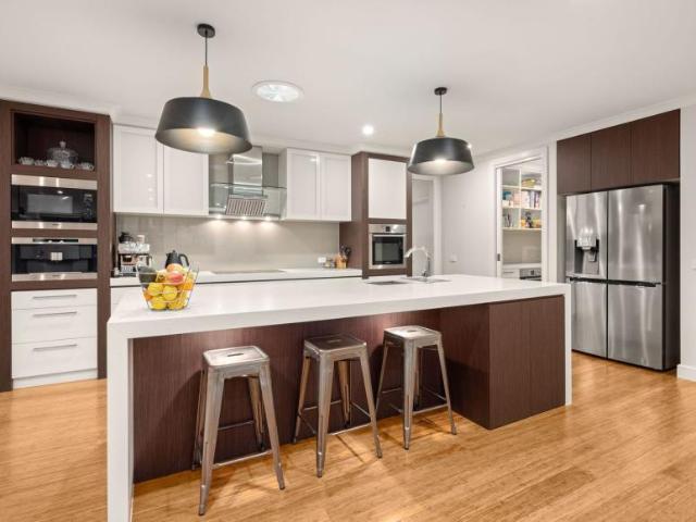 House for sale in Botanic Ridge, Melbourne