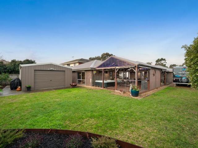 House for sale in Botanic Ridge, Melbourne
