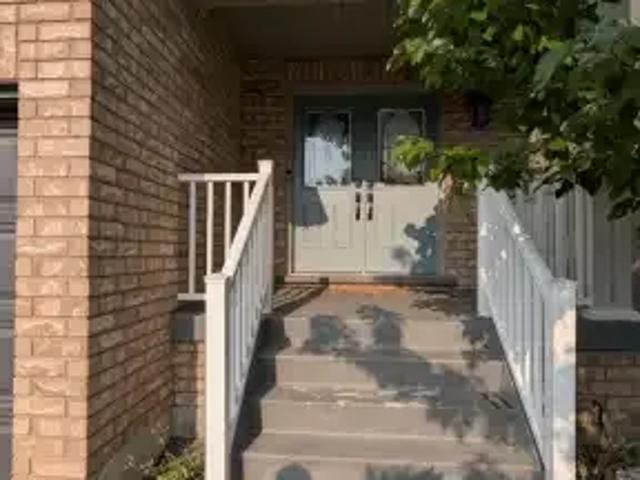 House for rent in Bradford West Gwillimbury, Central Ontario