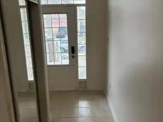 House for rent in Georgina, Ontario