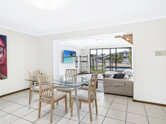 House for sale in Broadbeach Waters, Gold Coast City