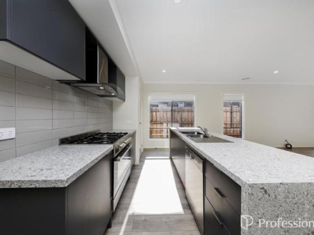 House for sale in Botanica Springs, Melbourne
