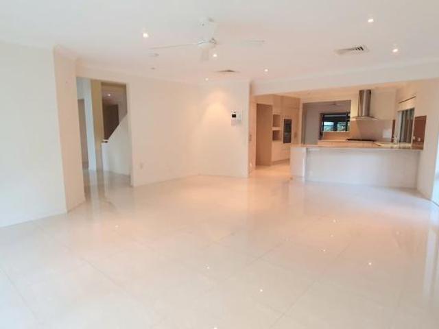 House for rent in Bundall, Gold Coast City
