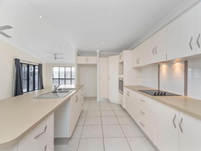 House for rent in Bushland Beach, Queensland