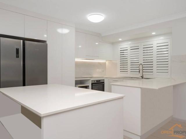 House for sale in Bushland Beach, Queensland