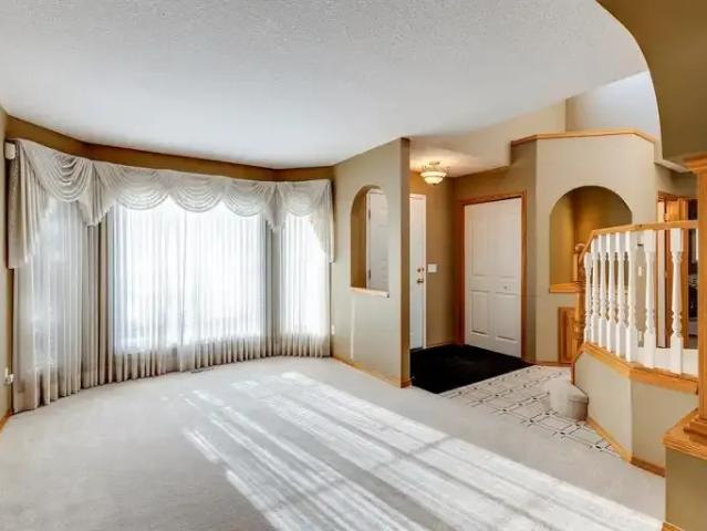 House for rent in Rocky Ridge, Calgary