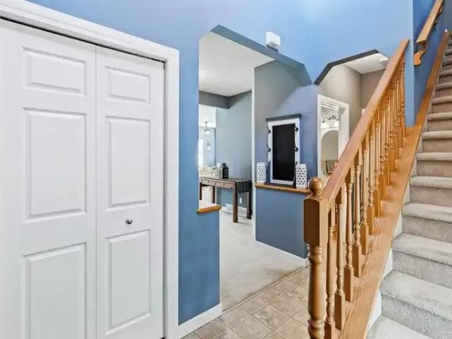 House for rent in Valley Ridge, Calgary