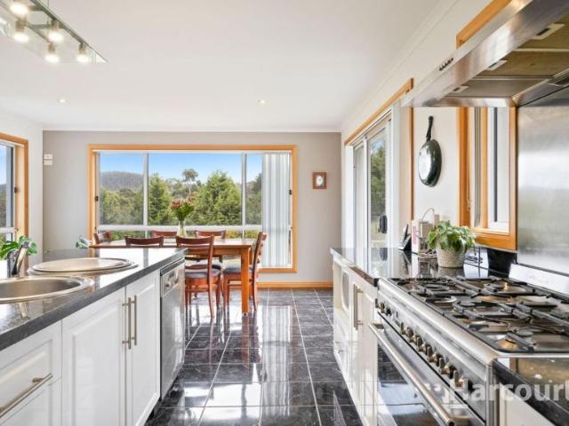 House for sale in Cambridge, Hobart