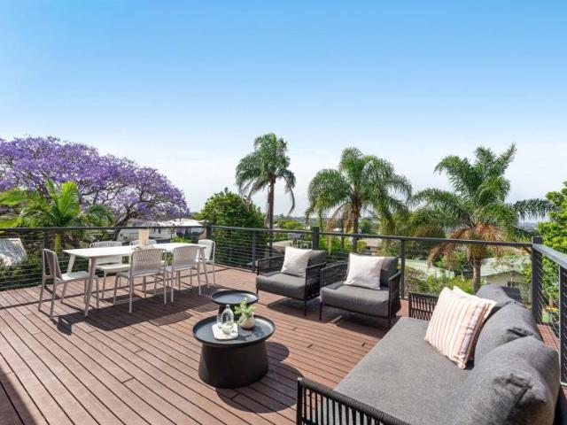 House for sale in Carina Heights, Greater Brisbane
