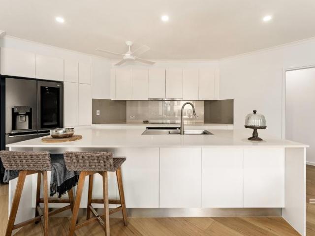 House for sale in Carindale, Greater Brisbane