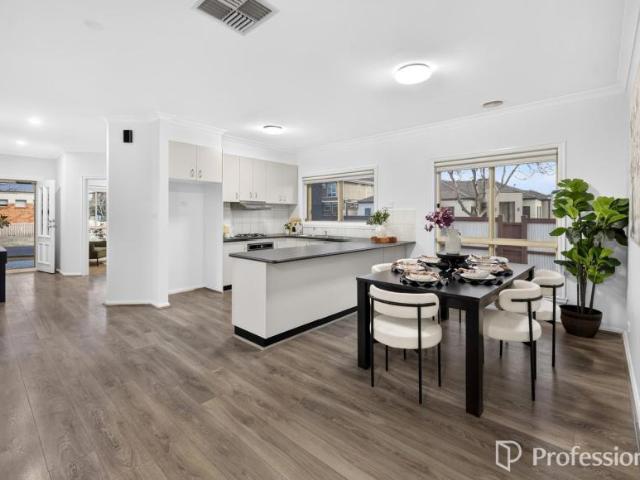 House for sale in Caroline Springs, Melbourne