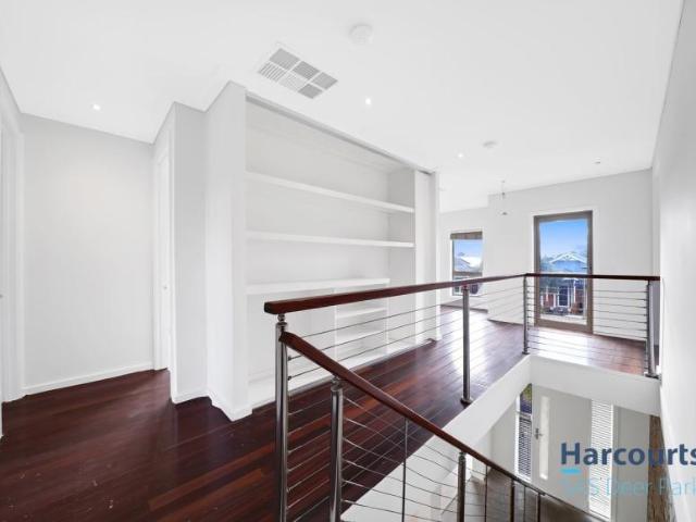 House for sale in Caroline Springs, Melbourne
