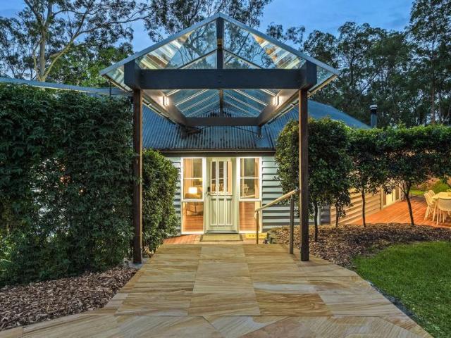 House for sale in Cashmere, Greater Brisbane