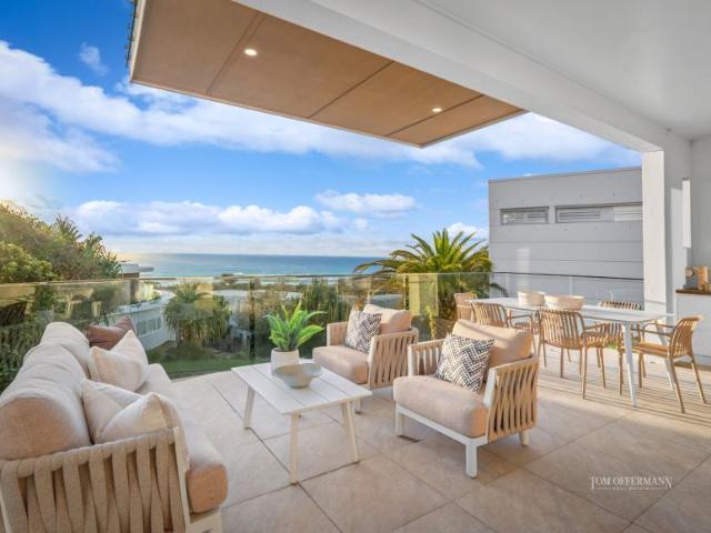 House for sale in Castaways Beach, Queensland