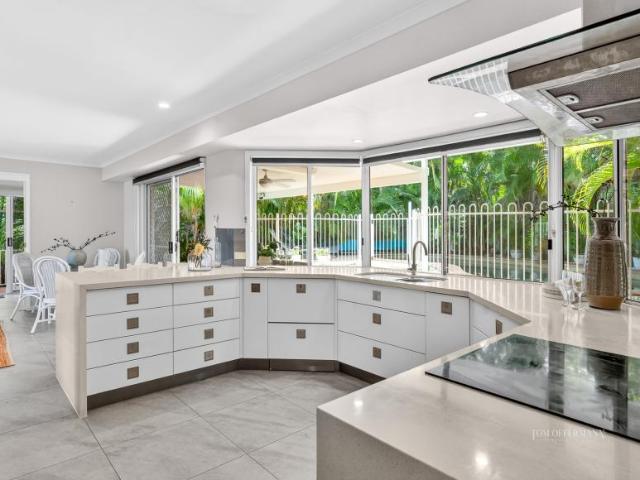 House for sale in Castaways Beach, Queensland