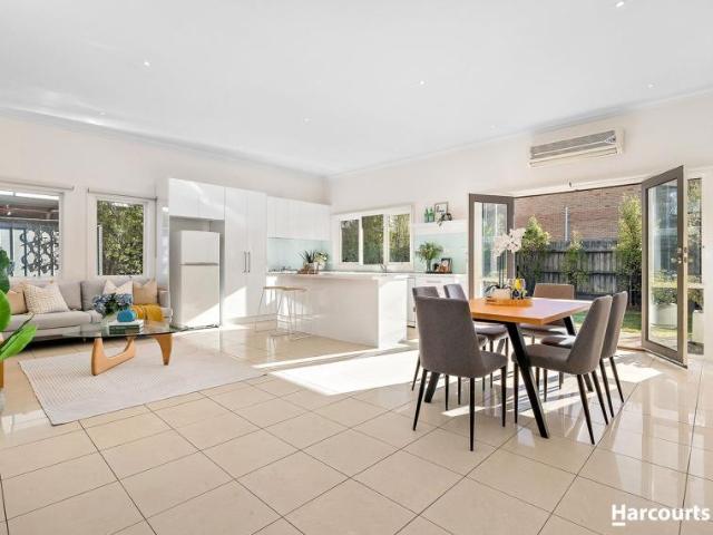 House for sale in Caulfield South, Melbourne