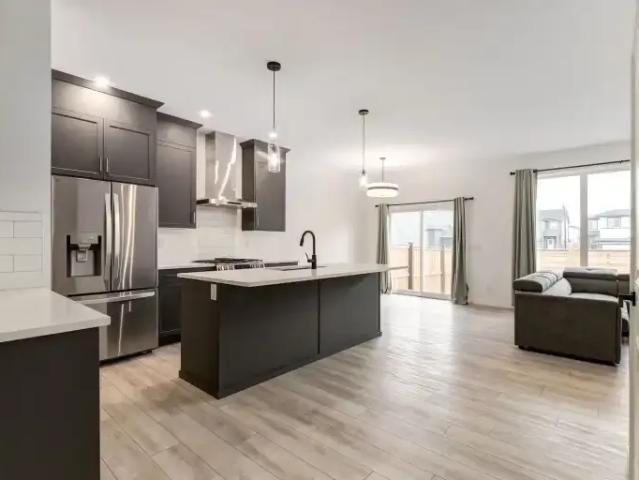 House for rent in Chestermere, Alberta