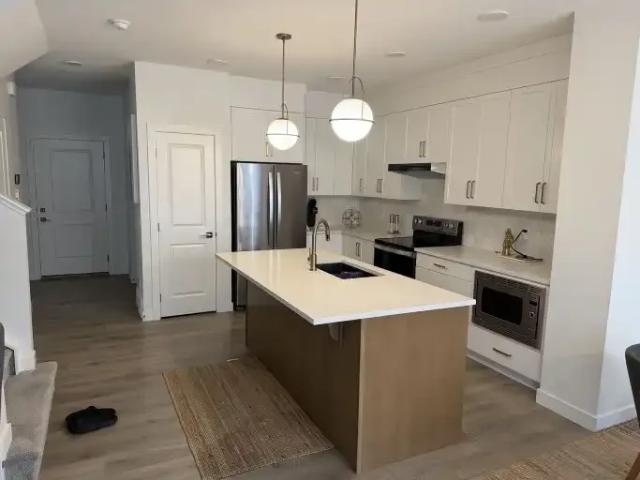 House for rent in Chestermere, Alberta