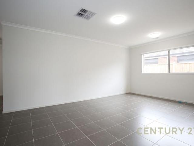 House for rent in Clyde, Melbourne