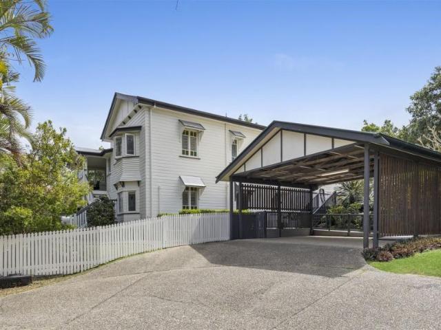 House for sale in Coorparoo, Greater Brisbane
