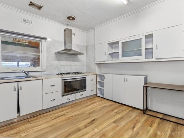 House for rent in Dandenong, Melbourne