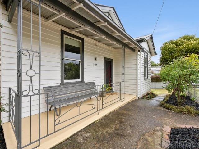 House for sale in Daylesford, Shire of Hepburn