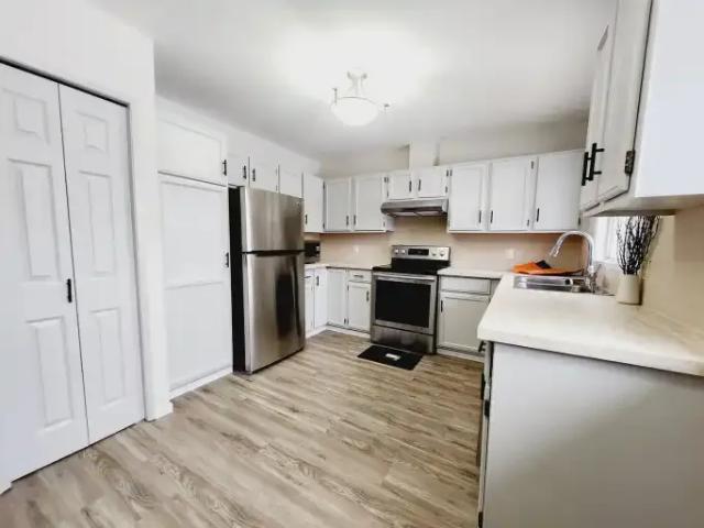 House for rent in Wedgewood, Alberta