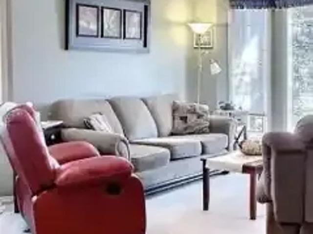 House for rent in Wedgewood, Alberta