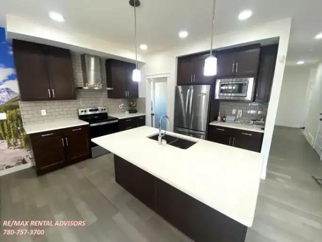 House for rent in Wedgewood, Alberta