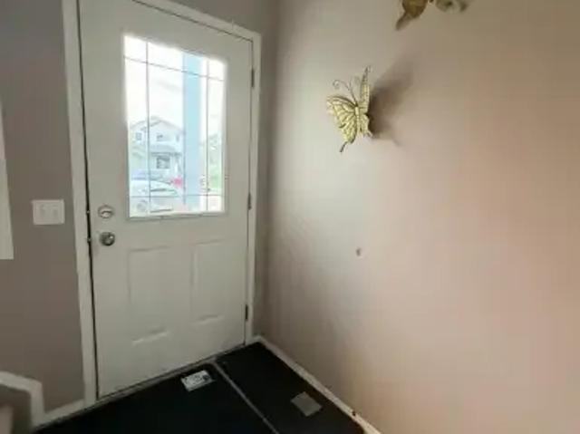 House for rent in Wedgewood, Alberta