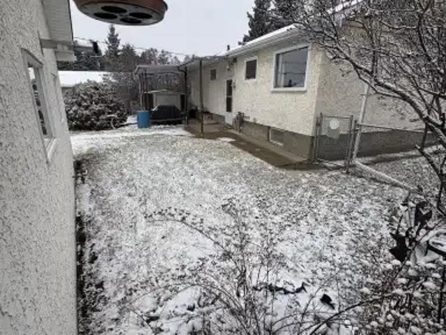 House for rent in Wedgewood, Alberta
